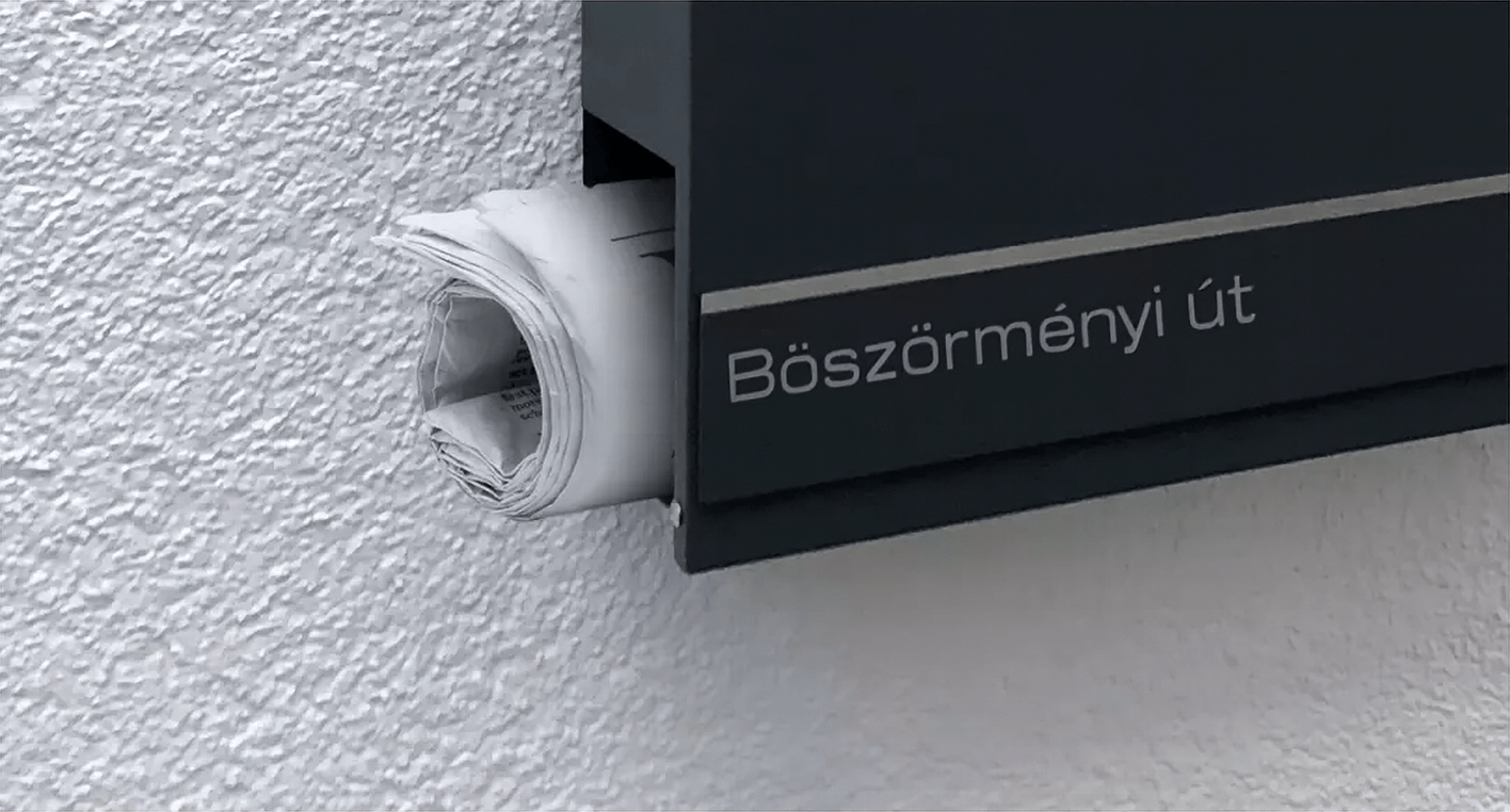 Solid+ modern dizájnú kültéri postaláda